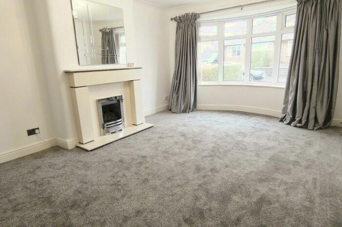 4 Bedroom Semi-Detached Bungalow To Rent In Aubigny Drive, Fulwood, Preston, PR2