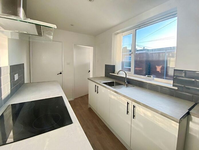 2 Bedroom Semi-Detached House To Rent In Westcott Avenue, South Shields, Tyne And Wear, NE33