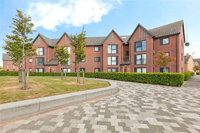 3 Bedroom Flat For Sale In Tay Road, Lubbesthorpe, Leicester, LE19