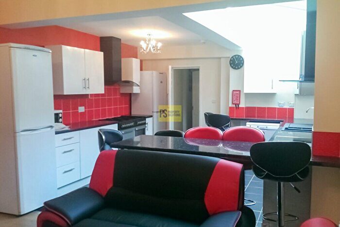 6 Bedroom Terraced House To Rent In Bournbrook Road, Selly Oak, , Birmingham, B29