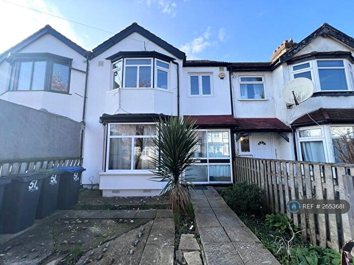 3 Bedroom Terraced House To Rent In Bromley Road, London, N18