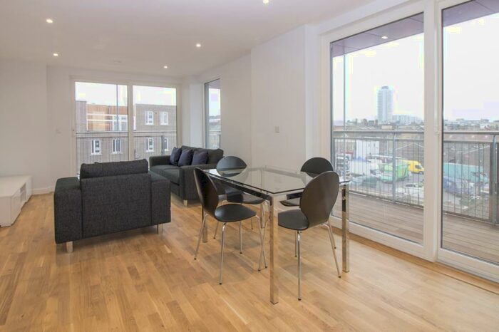 2 Bedroom Apartment To Rent In Tinderbox House, Deptford Rise, Deptford, SE8