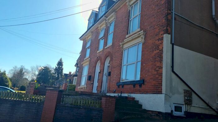 2 Bedroom Flat To Rent In Warwick Road, Birmingham, B92