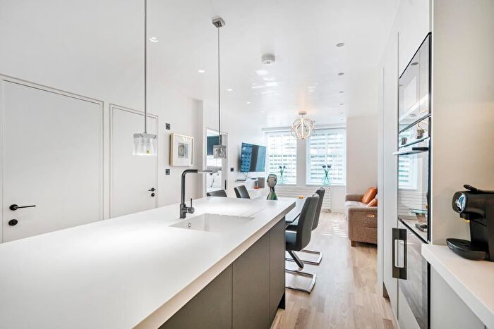 2 Bedroom Flat To Rent In Finchley Road, Hampstead, NW3