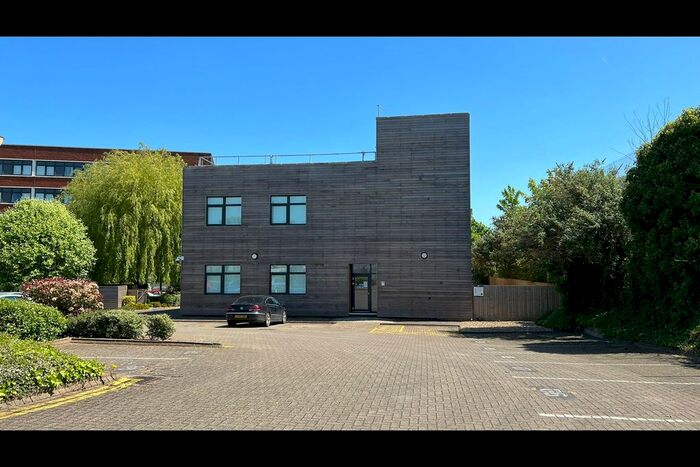 1 Bedroom Flat For Sale In Laporte Way, Luton, LU4