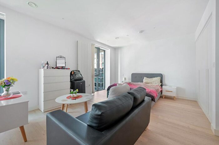 Apartment For Sale In Fairwater House, Royal Wharf, E16