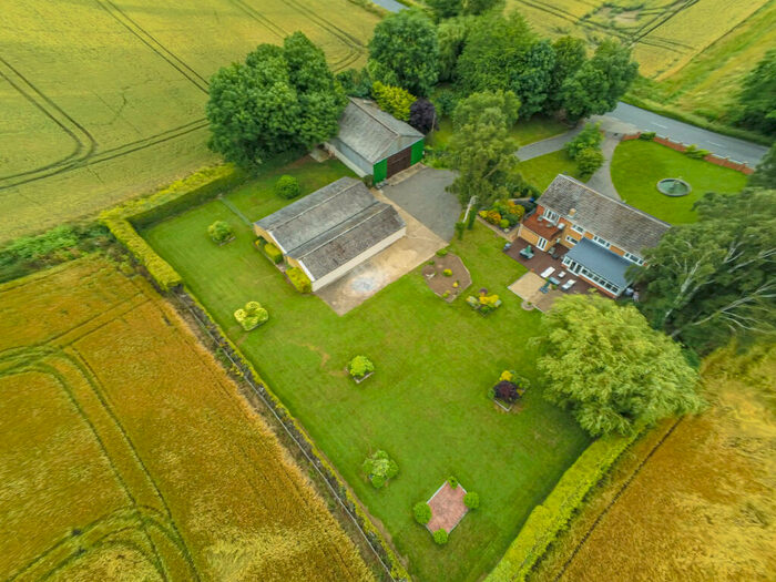 5 Bedroom Detached House For Sale In Padgetts Road, Christchurch, PE14