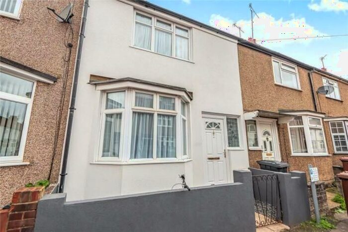 3 Bedroom Property To Rent In Arthur Street, Bushey, WD23
