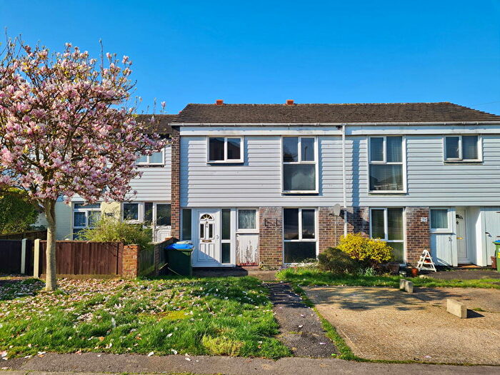 3 Bedroom Terraced House For Sale In Orion Close, Lordshill, SO16