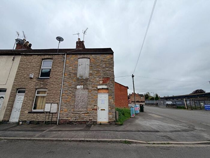 2 Bedroom End Of Terrace House For Sale In Portland Terrace, Gainsborough, Lincolnshire, DN21