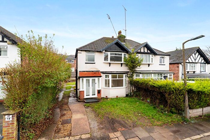 3 Bedroom Semi Detached House For Sale In Canterbury Drive, Prestwich, M25