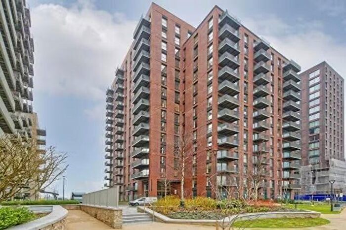 2 Bedroom Apartment To Rent In Quay Walk, London, HA0