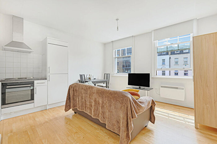 1 Bedroom Flat To Rent In Commercial Road, Whitechapel, E1