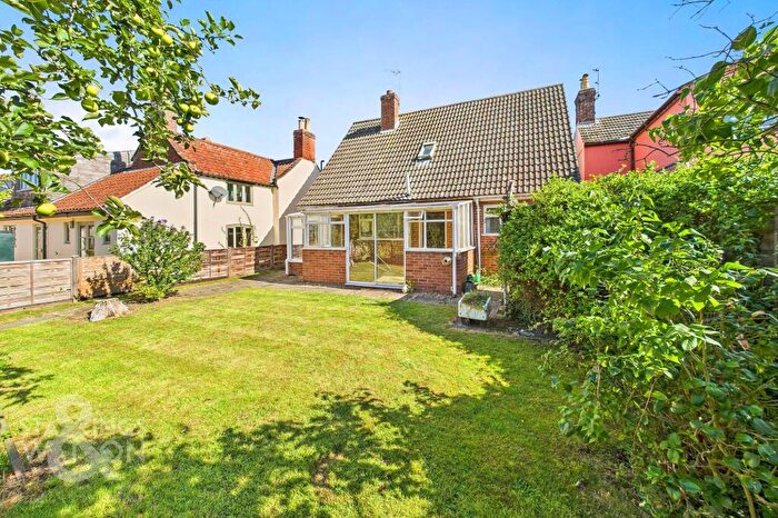 2 Bedroom Bungalow For Sale In Station Road, Ditchingham, Bungay, NR35