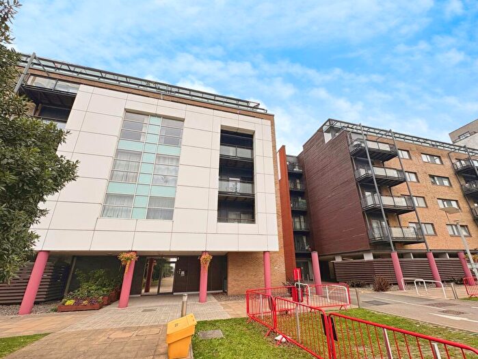 1 Bedroom Apartment To Rent In Ferry Court, Cardiff, CF11