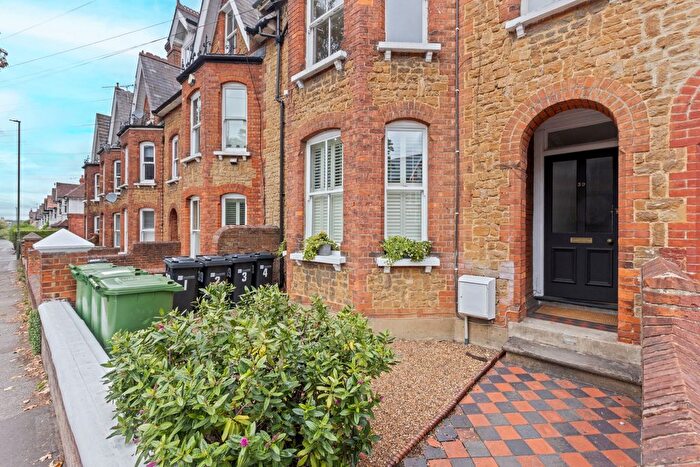 Studio For Sale In York Road, Guildford, GU1