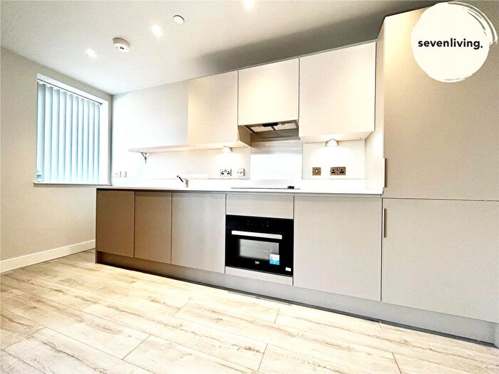 2 Bedroom Apartment To Rent In Steel House, The Metalworks, Petersfield Avenue, Slough, Berkshire, SL2
