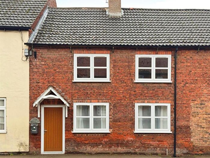 2 Bedroom Terraced House For Sale In High Street, Blyth, Worksop, S81