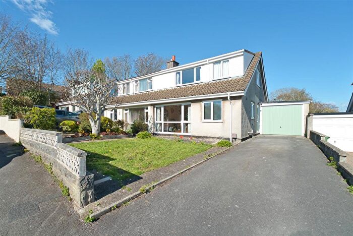 3 Bedroom Semi Detached House For Sale In Wayside, Worle - Lots Of Improvements, BS22