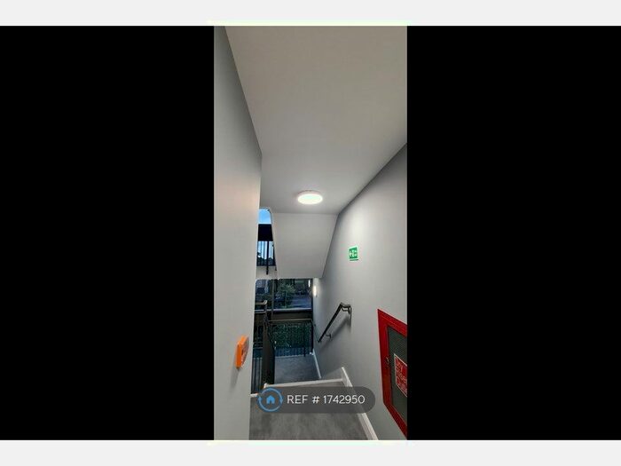 1 Bedroom Flat To Rent In Arc Apartments, Wallington, SM6