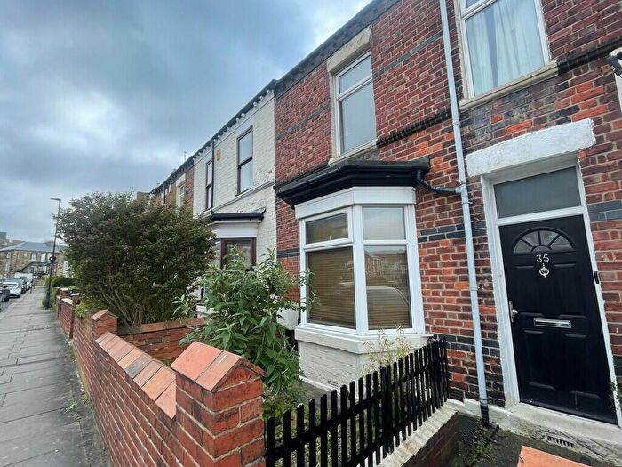 4 Bedroom Town House To Rent In Belle Grove West, Newcastle Upon Tyne, NE2