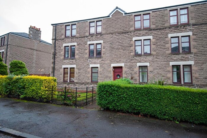 2 Bedroom Flat To Rent In Abbotsford Place, West End, Dundee, DD2