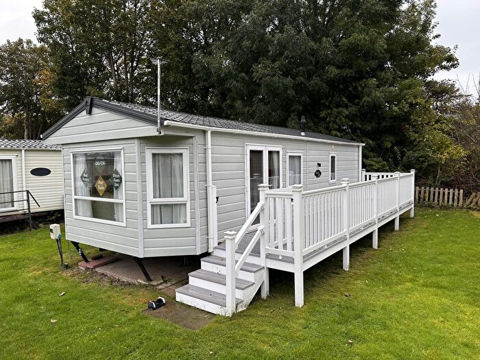 2 Bedroom Property For Sale In Station Road, Winchelsea, TN36