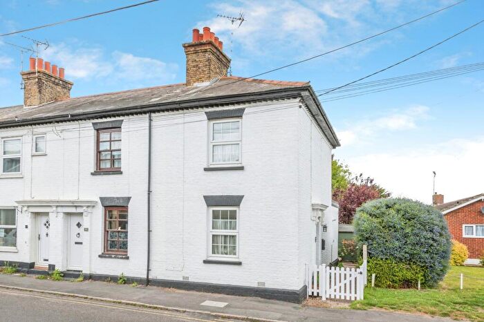 2 Bedroom End Of Terrace House For Sale In Stambridge Road, Rochford, Essex, SS4