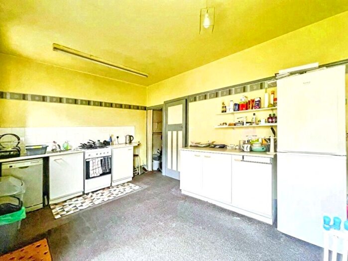 3 Bedroom Terraced House For Sale In Laurel Terrace, Stanningley, Pudsey, LS28