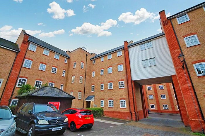 2 Bedroom Apartment To Rent In Albany Gardens, Colchester, Essex, CO2