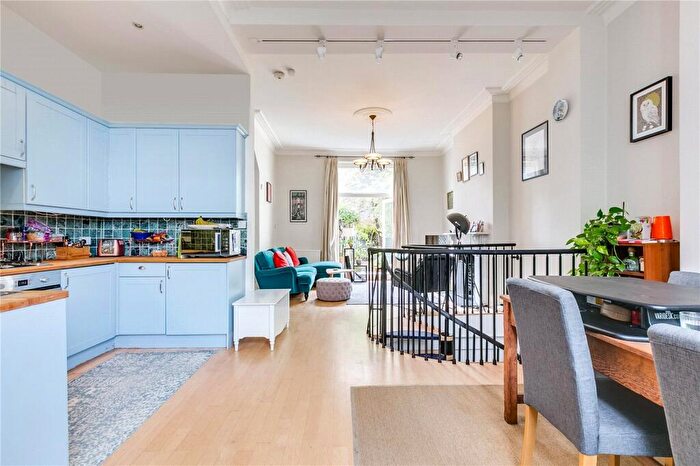 2 Bedroom Maisonette To Rent In Elmore Street, Canonbury, N1
