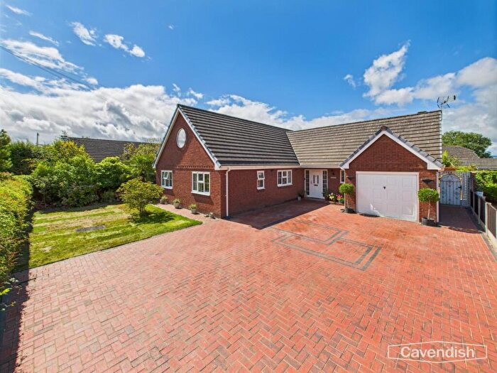 4 Bedroom Detached Bungalow For Sale In Wrexham Road, Penyffordd, Chester, CH4