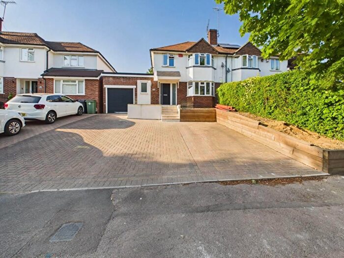 3 Bedroom Semi-Detached House For Sale In Overdown Road, Tilehurst, Reading, RG31