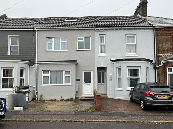 4 Bedroom Terraced House To Rent In Stewart Road, Charminster, Bournemouth, BH8
