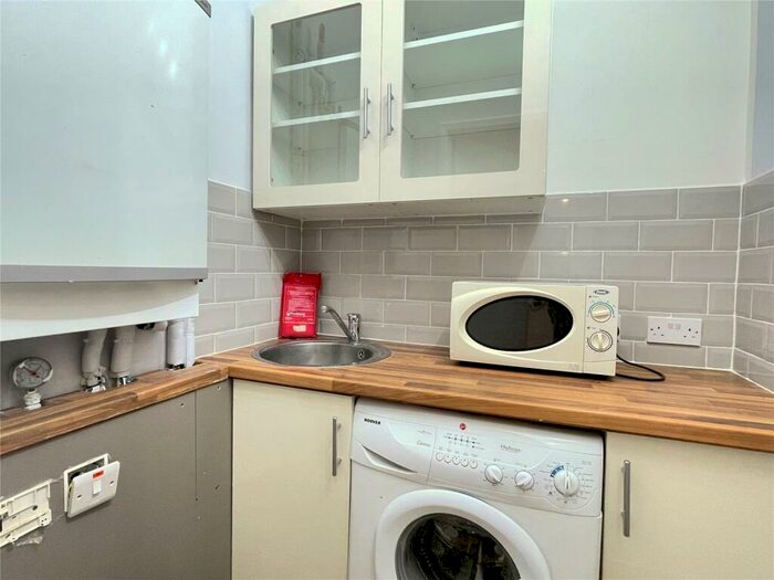 Property To Rent In Rodney Close, Croydon, Surrey, CR0