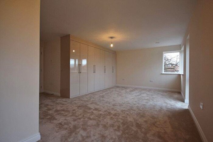2 Bedroom Apartment To Rent In Melrose House, Jesmond, Newcastle Upon Tyne, NE2