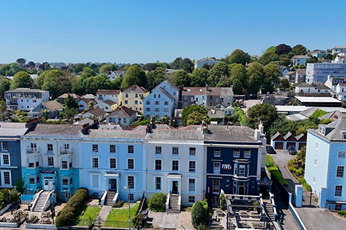 1 Bedroom Flat For Sale In Grove Place, Quayside, TR11