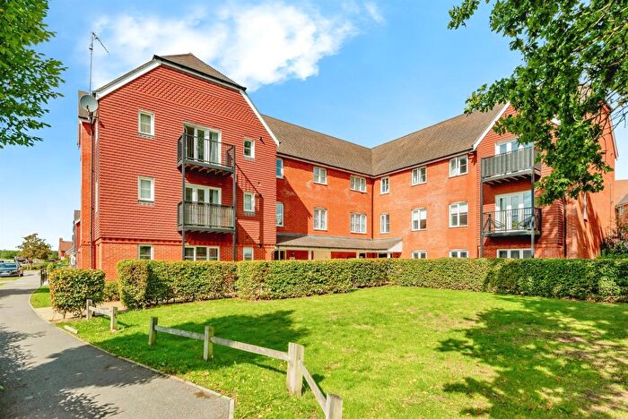 2 Bedroom Flat For Sale In Westvale Road, Horley, RH6