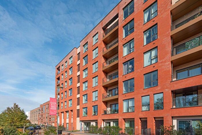 1 Bedroom Flat To Rent In Thonrey Close, Colindale, London, NW9