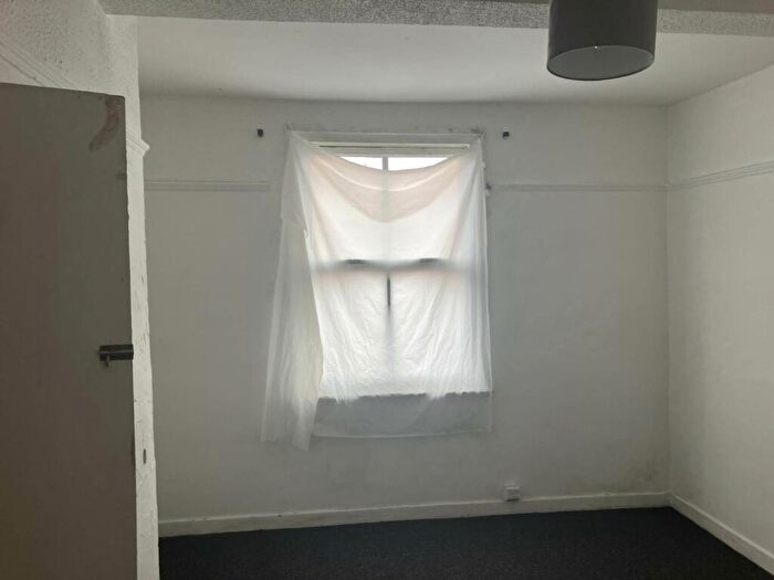1 Bedroom Flat To Rent In Newcastle Street, Stoke On Trent, ST6