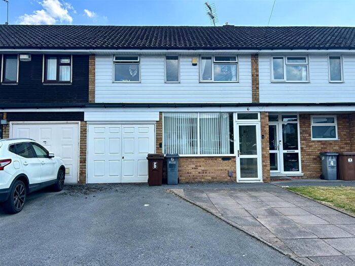 3 Bedroom Terraced House To Rent In Poplars Drive, Castle Bromwich, Birmingham, B36