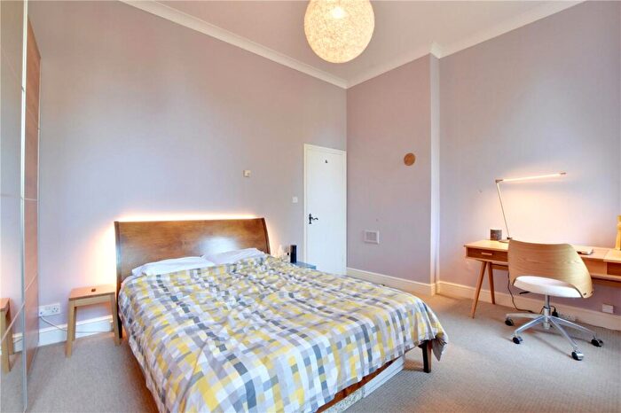 1 Bedroom Apartment For Sale In Shooters Hill Road, Shooters Hill, London, SE18