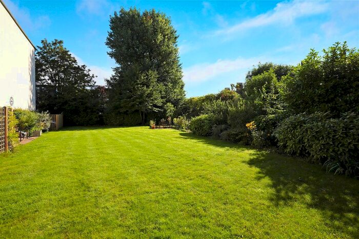 1 Bedroom Flat To Rent In Kersfield Road, London, SW15