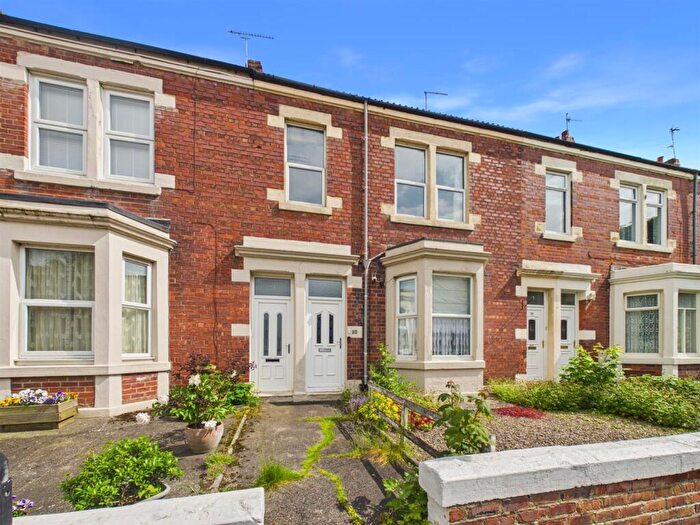 2 Bedroom Apartment For Sale In Grafton Road, Whitley Bay, NE26
