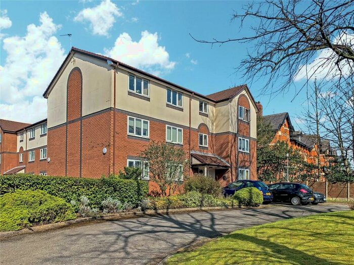 2 Bedroom Flat To Rent In - Eccles Old Road, Salford, M6