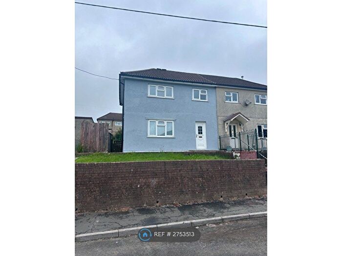 3 Bedroom Semi-Detached House To Rent In Greensway, Tredegar, NP22