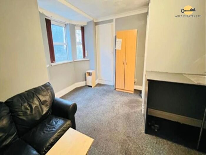1 Bedroom Flat To Rent In Cromwell Road, Luton, LU3