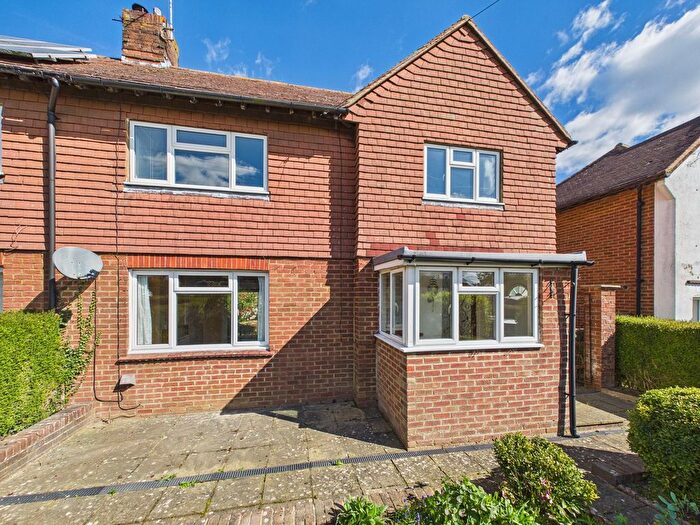 2 Bedroom Semi-detached House For Sale In Dunstans Croft, Mayfield, TN20