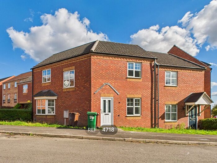 3 Bedroom Terraced House To Rent In Pavior Road, Nottingham, NG5