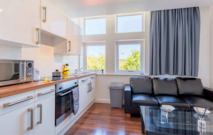 1 Bedroom Flat To Rent In Burns Street, Leicester, LE2